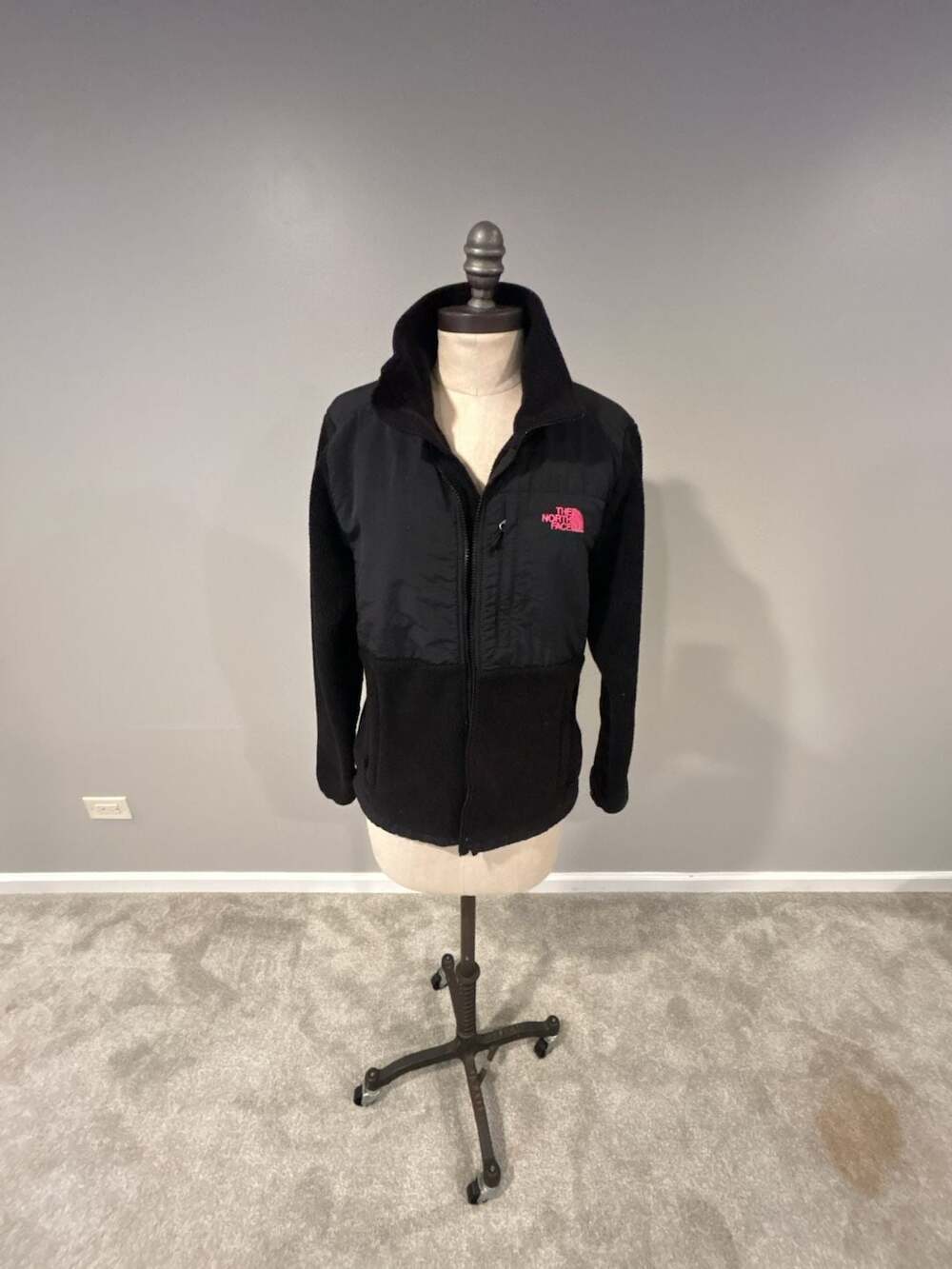 Womens North Face Denali Jacket Black Pink Logo Size Medium